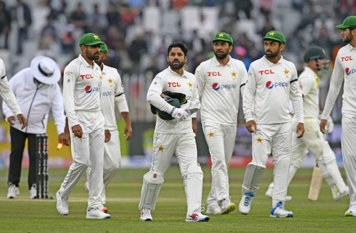 pakistan-announce-test-squad-for-the-australia-tour