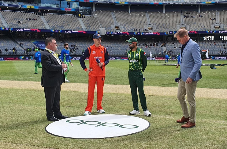 Netherlands win toss, elect to bat first against Pakistan in T20 WC