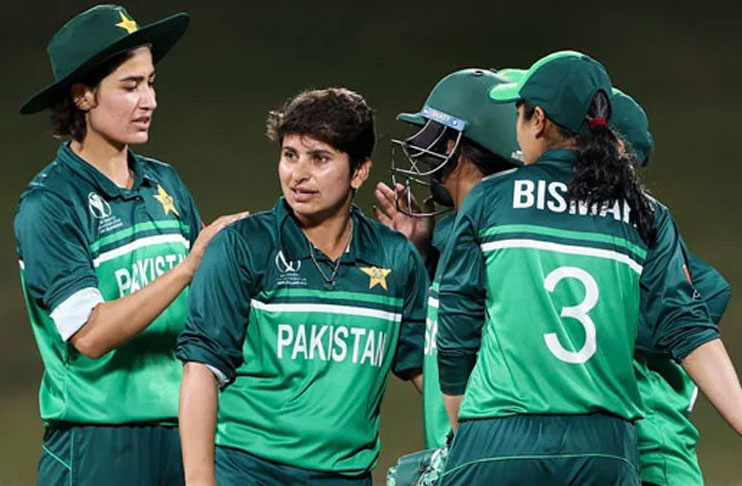 pcb-announces-first-ever-domestic-contracts-for-women-cricketers