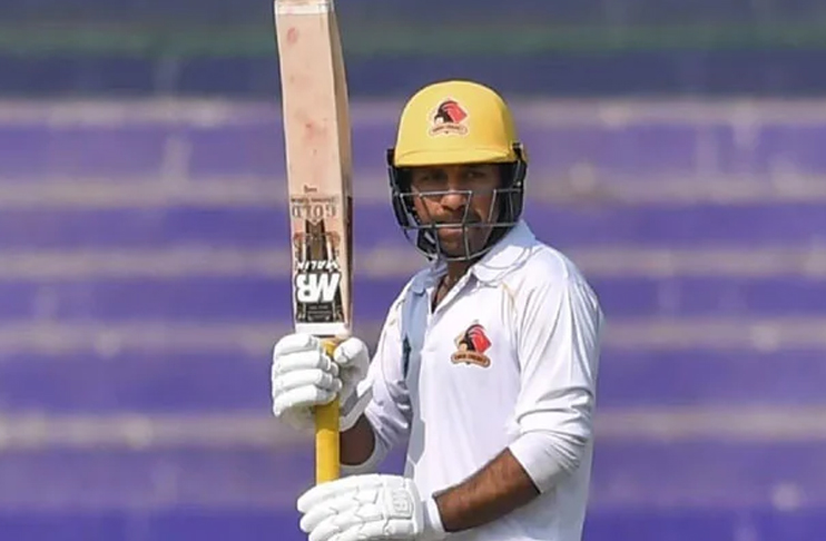 Sarfaraz-Ahmed-9000-runs-First-Class-Cricket