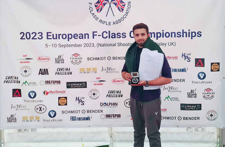 mohsin-nawaz-wins-silver-medal-european-long-range-championship