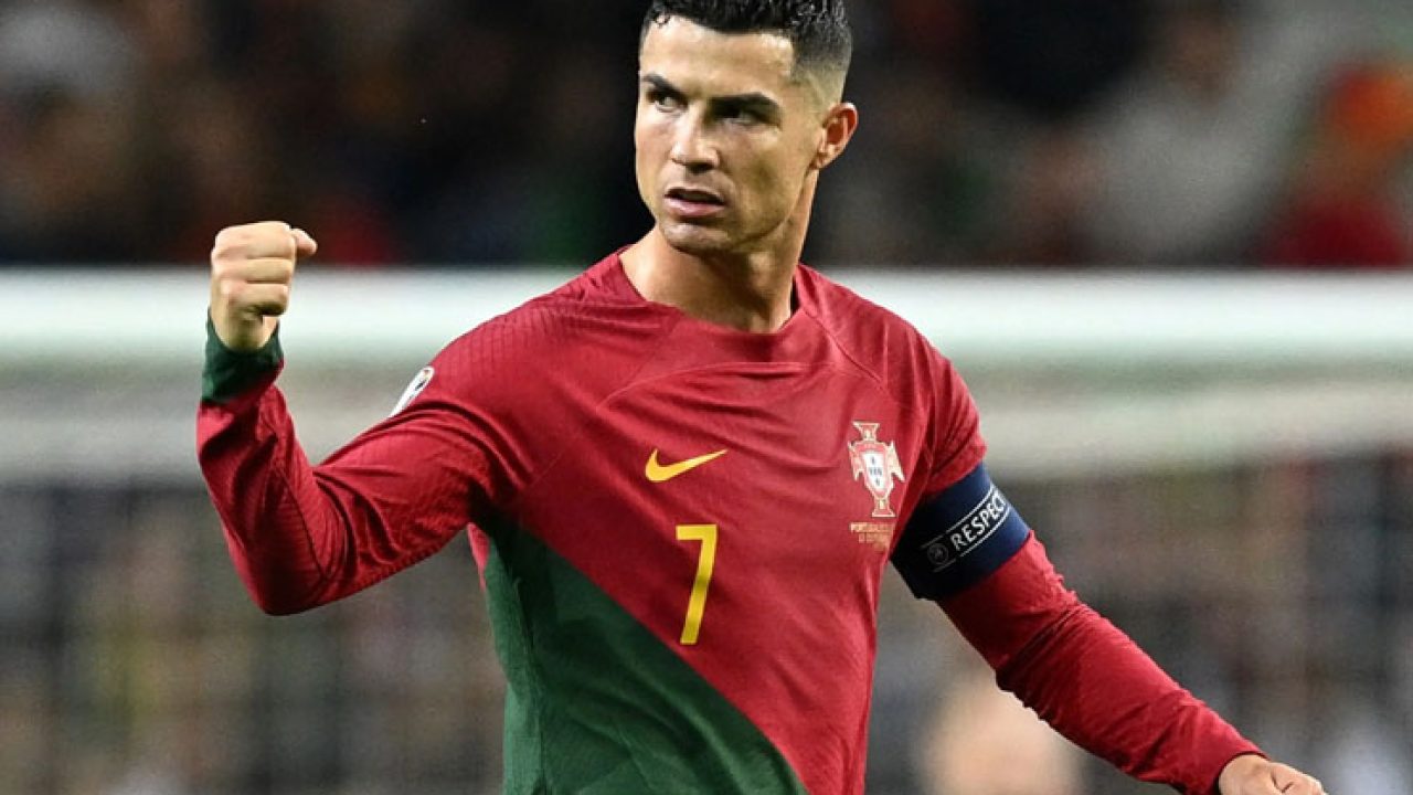 Ronaldo tells ref to overturn penalty he won in AFC Champions League