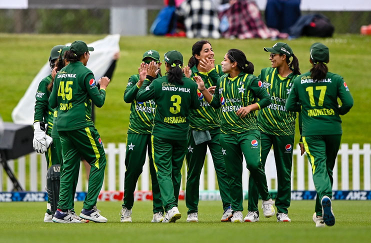 pakistan-women-team-historic-win-over-new-zealand