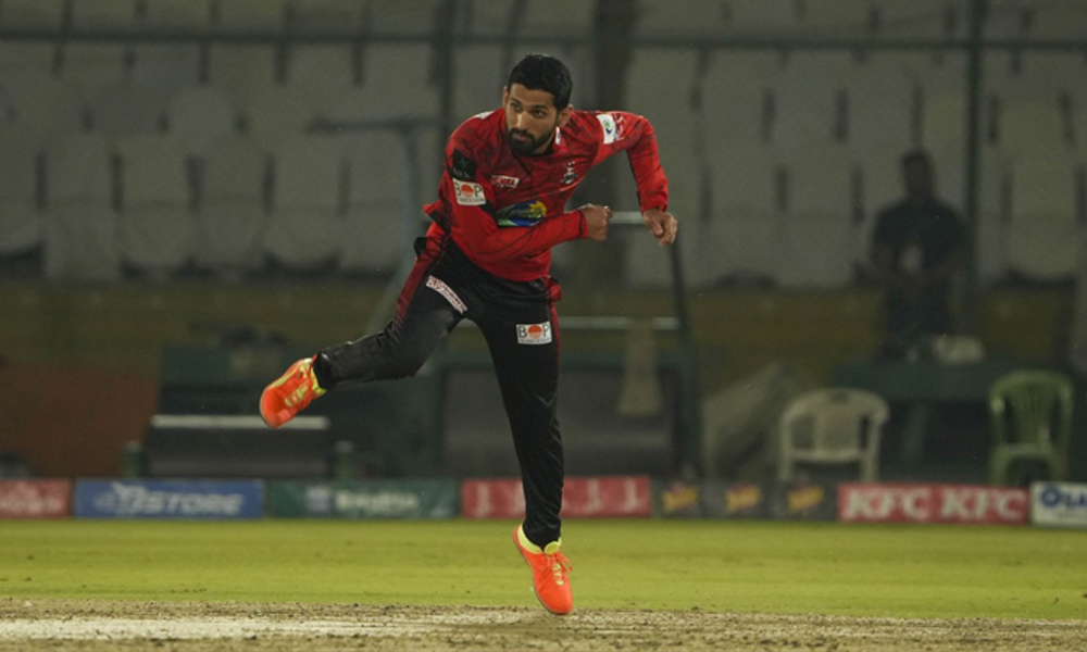psl-9-sikandar-raza-fined-for-showing-dissent