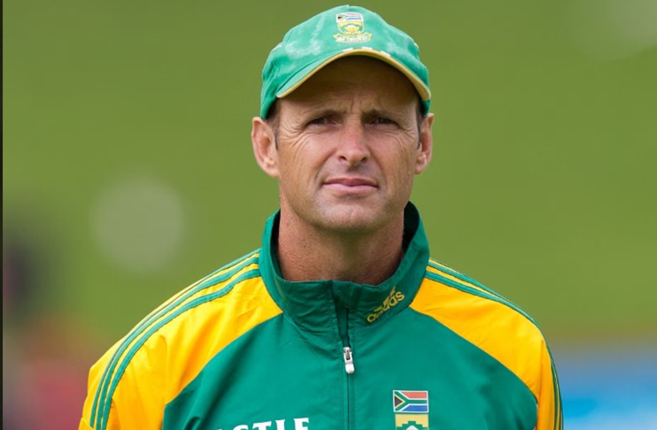 gary-kirsten-to-join-pakistan-team-in-england