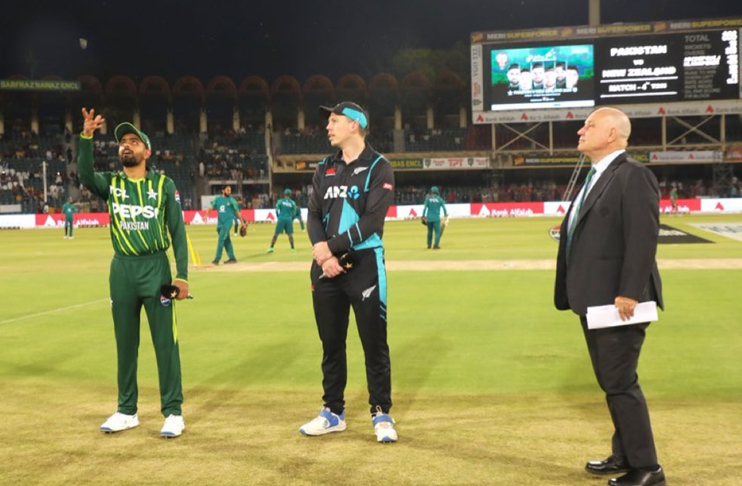 new-zealand-win-toss-bowl-first-pakistan-in-fifth-t20i