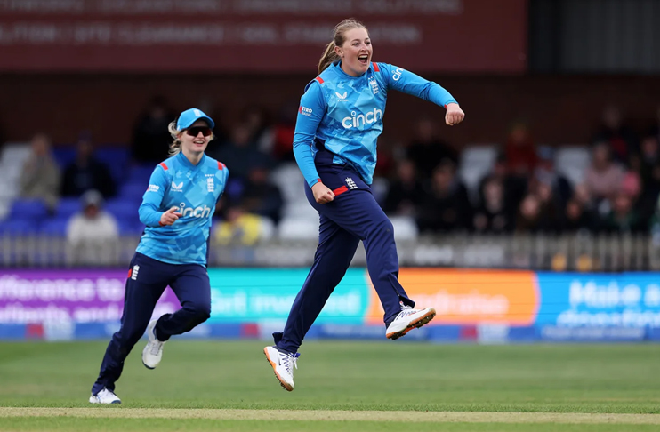 Sophie-Ecclestone-England-women-Pakistan-first-ODI