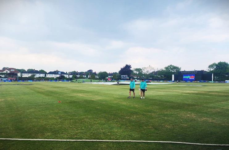 pakistan-ireland-toss-delayed-due-to-rain