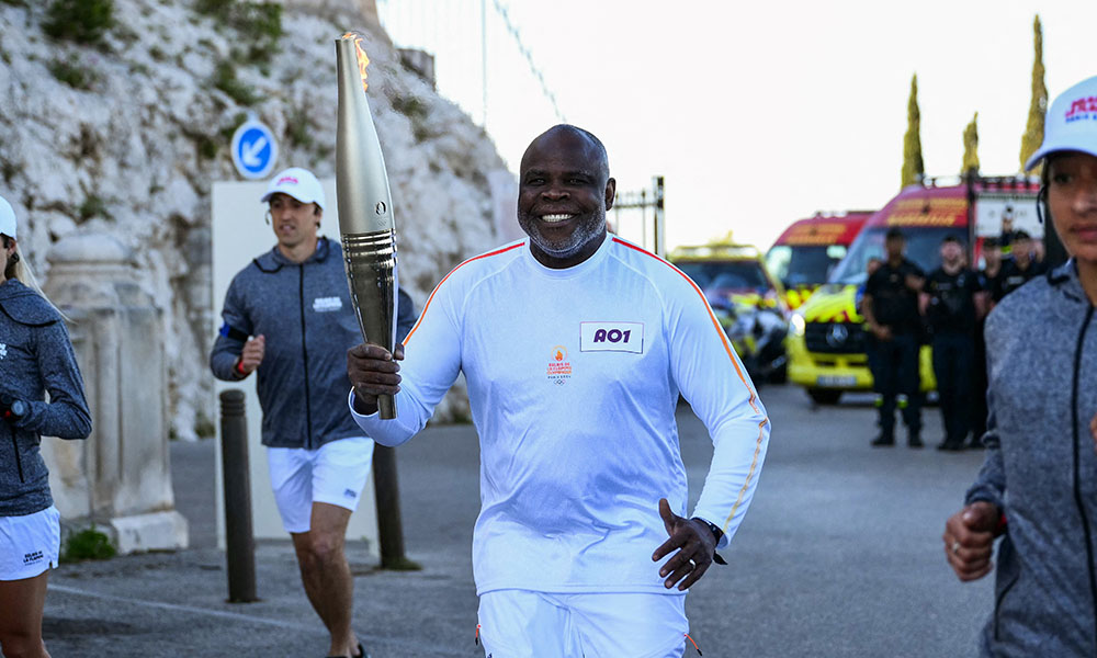 paris-olympic-torch-relay-in-marseille