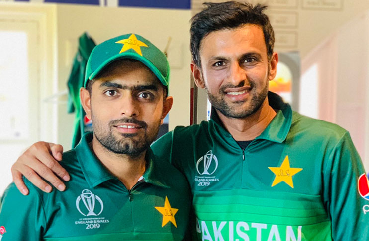 shoaib-malik-says-babar-azam-can't-fit-top-t20i-side