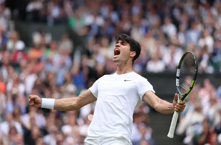 Carlos-Alcaraz-beats-Daniil-Medvedev-reach-Wimbledon-Final