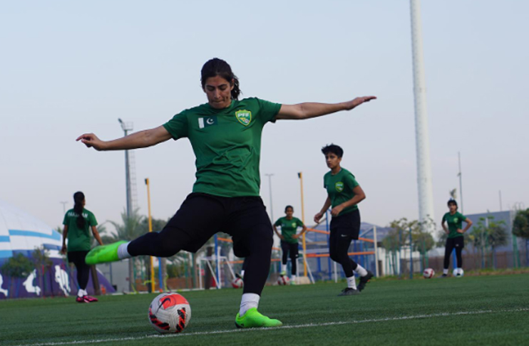 Malika-e-Noor-retires-international-football