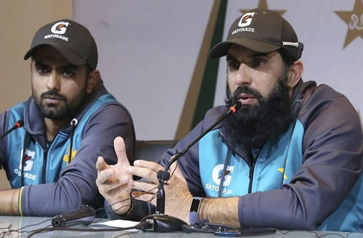 Misbah-ul-Haq-calls-for-Babar-Azam-evaluation