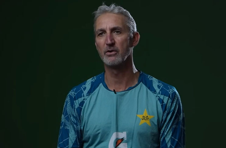 jason-gillespie-calls-for-ruthlessness-in-pakistan-england