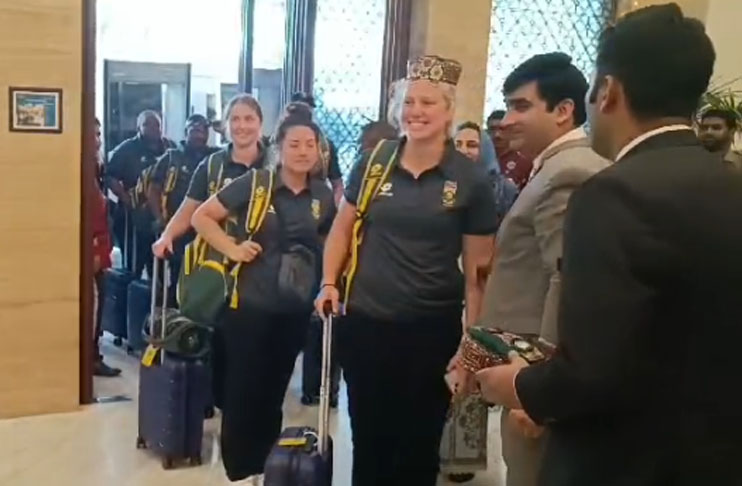 south-africa-women-team-reaches-pakistan