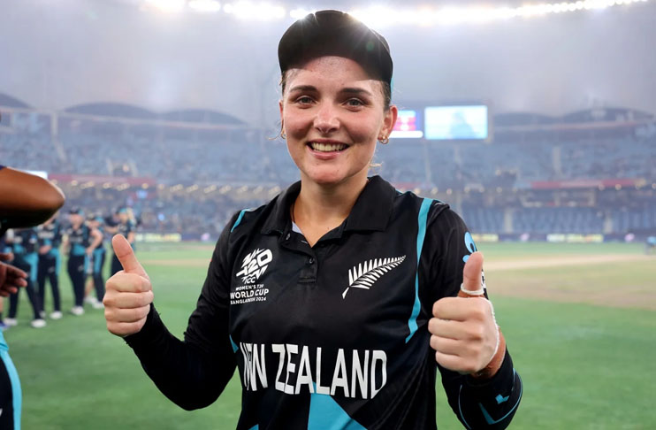 amelia-kerr-thanks-grandmas-after-t20-world-cup-amelia-kerr-named-icc-womens-cricketer-of-the-year