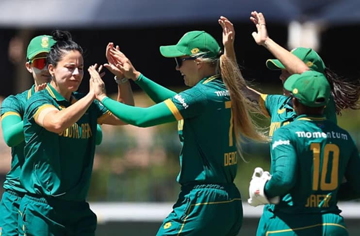 laura-wolvaardt-south-africa-women-win-england-odi