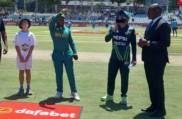 south-africa-win-toss-bowl-pakistan-second-odi