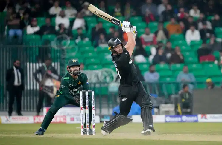 pakistan-new-zealand-tri-nation-odi-series-2025-glenn-phillips