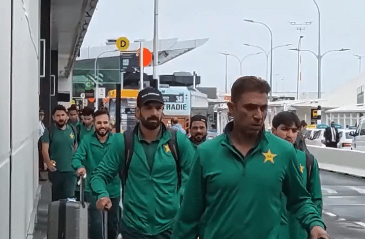 pakistan-team-reaches-auckland-for-third-new-zealand-t20i