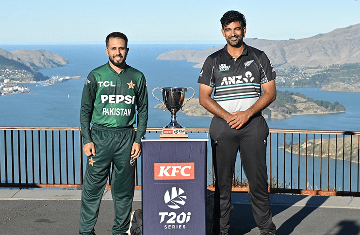 trophy-unveiled-for-pakistan-new-zealand-t20i-series